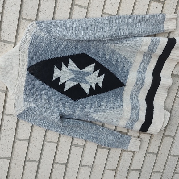 Sweater Jacket 🧥 - Picture 10 of 10